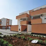 דירה 2 Bedroom In