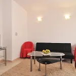 Lägenhet 2 Bedroom In *